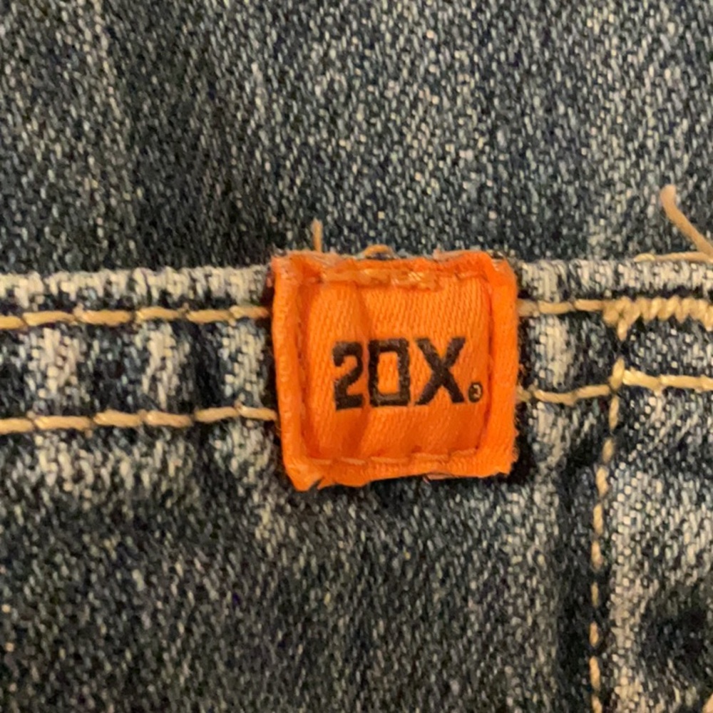 Gently used men’s wrangler 20X FR jeans size 38 x 30 - Picture 5 of 5